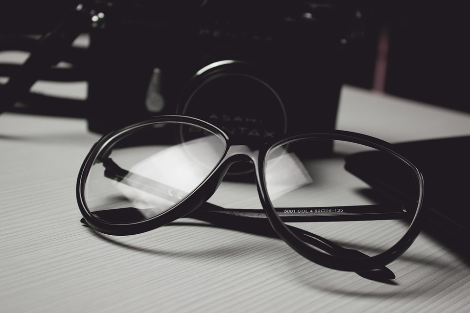 glasses-472027_960_720