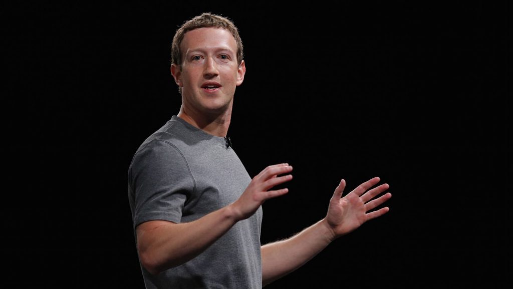 mark_zuckerberg_facebook_gesturing