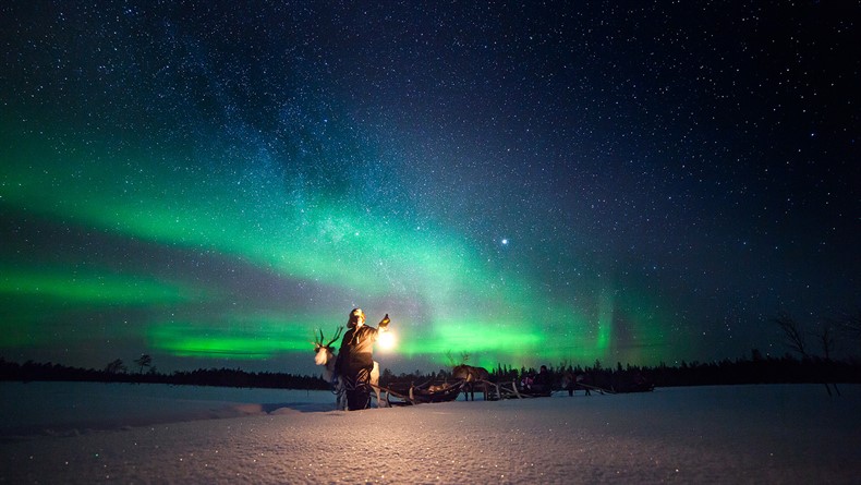 170313170142-best-northern-lights-muonio-finland_790x445