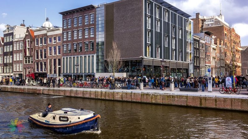 Anne-Frank-House-amsterdam