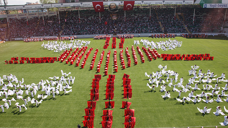 23 Nisan 2012 Bursa Kutlamaları 